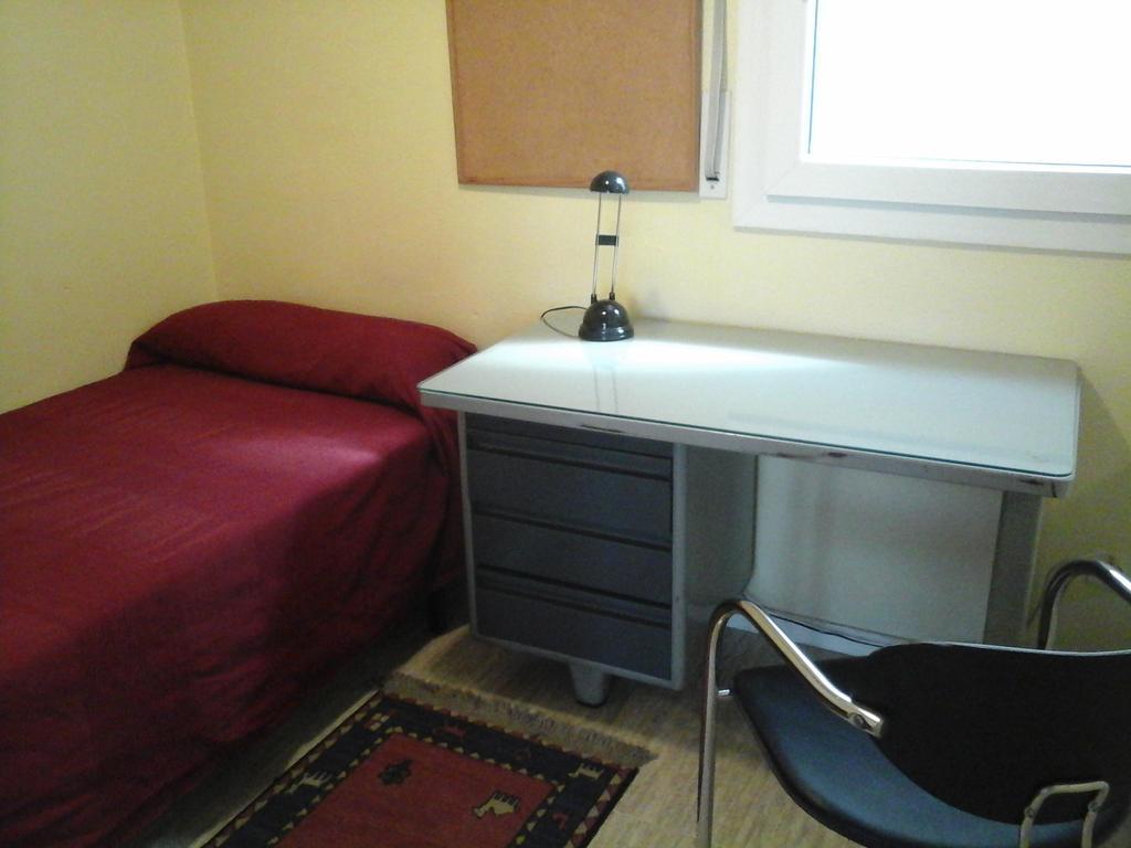 Apartament Fira L'Hospitalet de Llobregat Rum bild