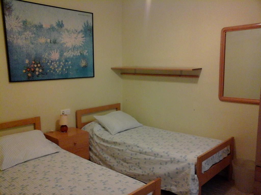 Apartament Fira L'Hospitalet de Llobregat Rum bild