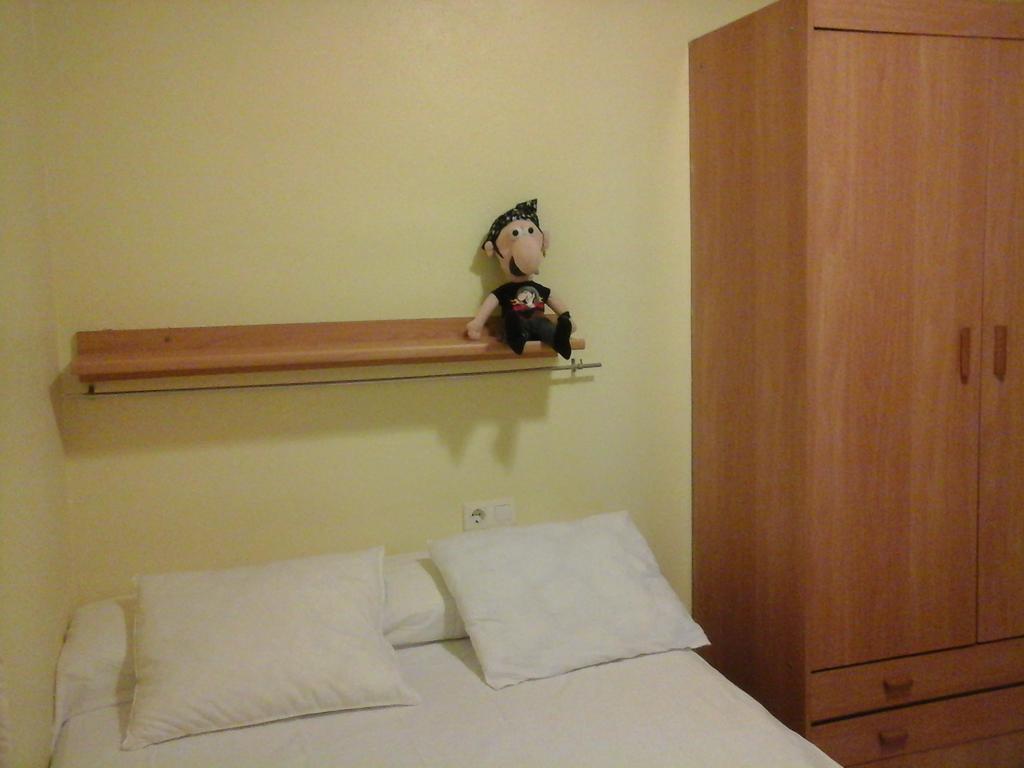 Apartament Fira L'Hospitalet de Llobregat Rum bild