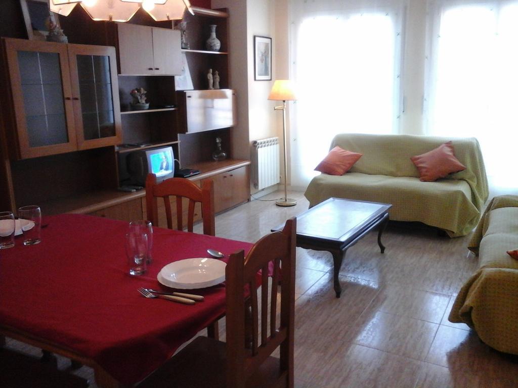 Apartament Fira L'Hospitalet de Llobregat Exteriör bild