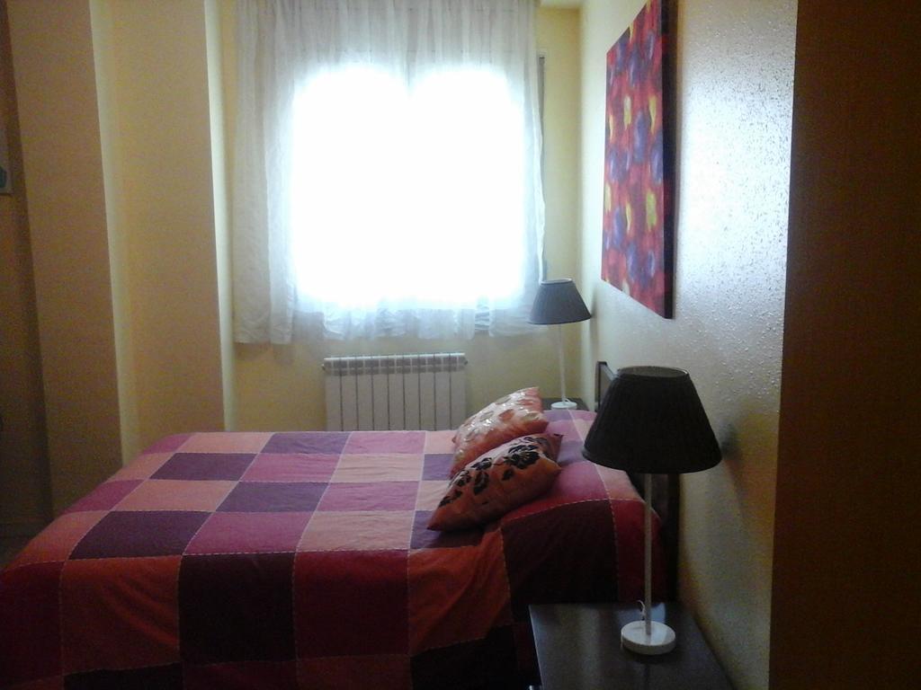 Apartament Fira L'Hospitalet de Llobregat Rum bild
